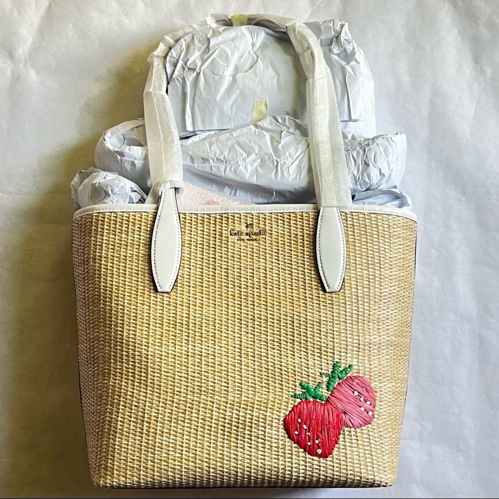Kate Spade Picnic in the Park Small Tote Bag in Natural - Picture 14 of 16